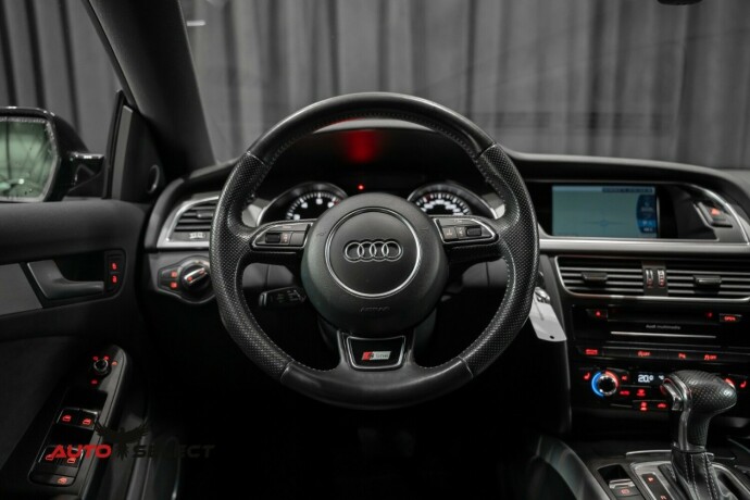 audi-a5-bensin-2011-big-28