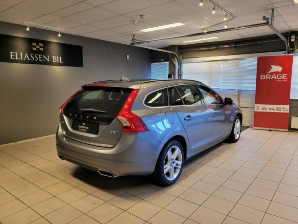 volvo-v60-elektrisitetdiesel-2016-big-5