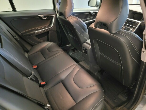 volvo-v60-elektrisitetdiesel-2016-big-17