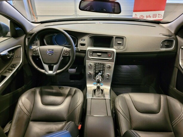 volvo-v60-elektrisitetdiesel-2016-big-30