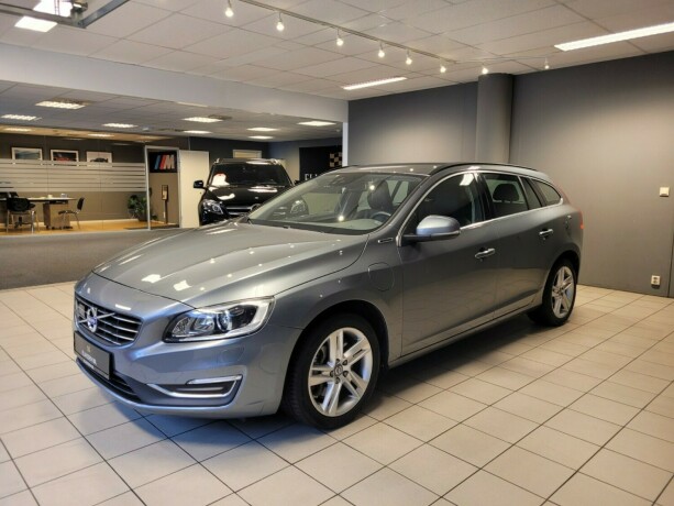 volvo-v60-elektrisitetdiesel-2016-big-8