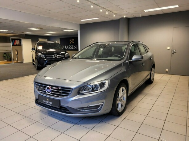 volvo-v60-elektrisitetdiesel-2016-big-9