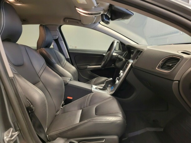volvo-v60-elektrisitetdiesel-2016-big-12