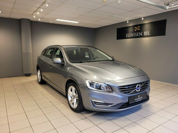 volvo-v60-elektrisitetdiesel-2016-big-11