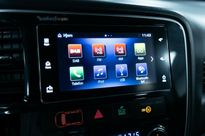 mitsubishi-outlander-elektrisitetbensin-2016-big-14