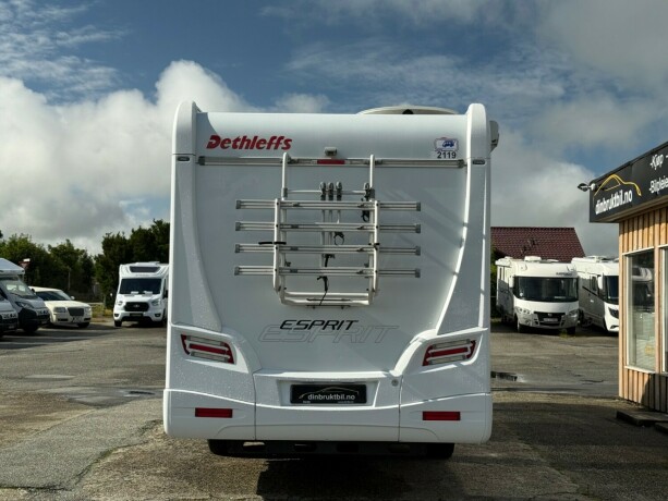 dethleffs-i7150-queensbed-senkeseng-fremme-alde-ac-i-bodel-skinn-stort-kj248leskap-stekeovn-diesel-2012-big-4
