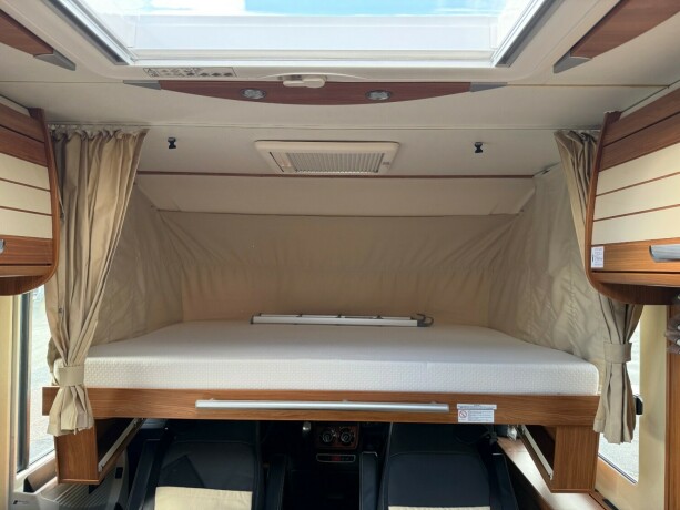 dethleffs-i7150-queensbed-senkeseng-fremme-alde-ac-i-bodel-skinn-stort-kj248leskap-stekeovn-diesel-2012-big-20
