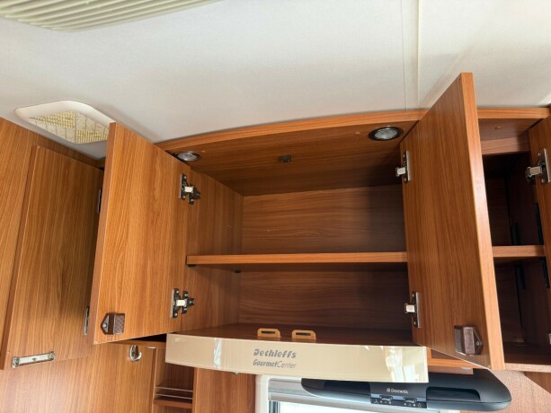dethleffs-i7150-queensbed-senkeseng-fremme-alde-ac-i-bodel-skinn-stort-kj248leskap-stekeovn-diesel-2012-big-43
