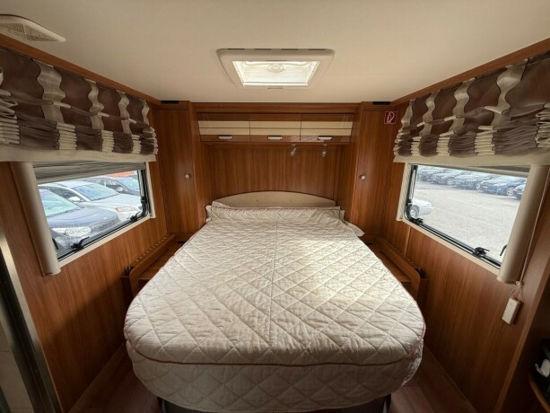 dethleffs-i7150-queensbed-senkeseng-fremme-alde-ac-i-bodel-skinn-stort-kj248leskap-stekeovn-diesel-2012-big-63
