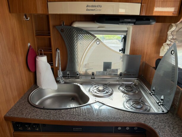 dethleffs-i7150-queensbed-senkeseng-fremme-alde-ac-i-bodel-skinn-stort-kj248leskap-stekeovn-diesel-2012-big-33
