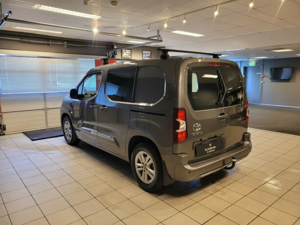 toyota-proace-city-elektrisitet-2022-big-7
