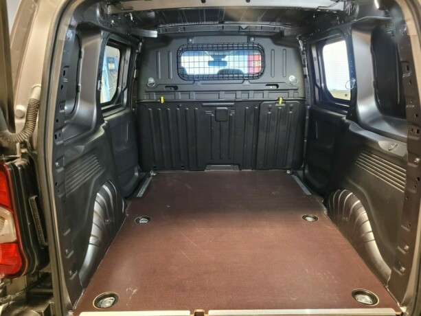 toyota-proace-city-elektrisitet-2022-big-22