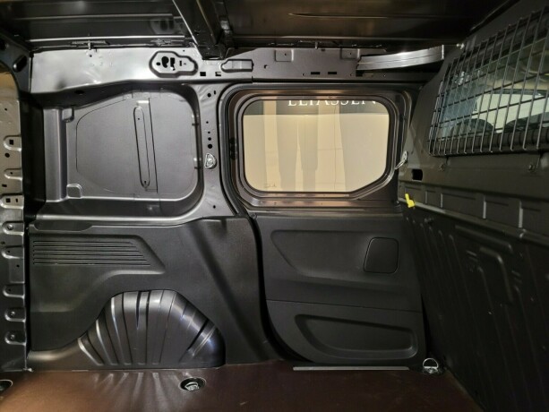 toyota-proace-city-elektrisitet-2022-big-21