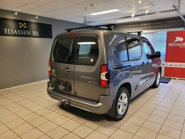toyota-proace-city-elektrisitet-2022-big-5