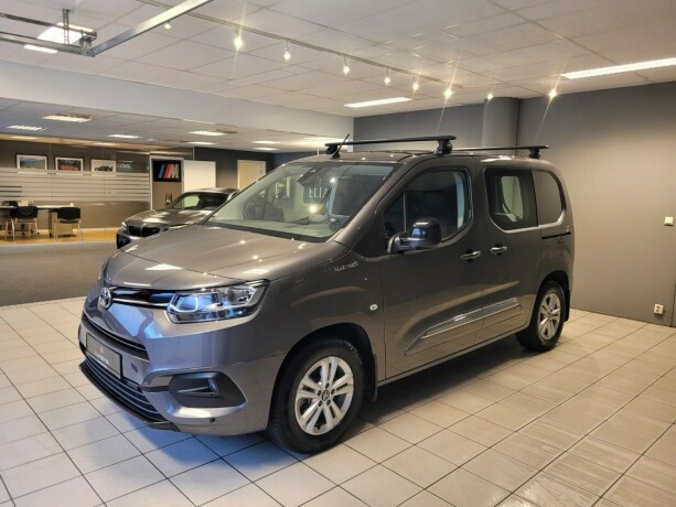 toyota-proace-city-elektrisitet-2022-big-8