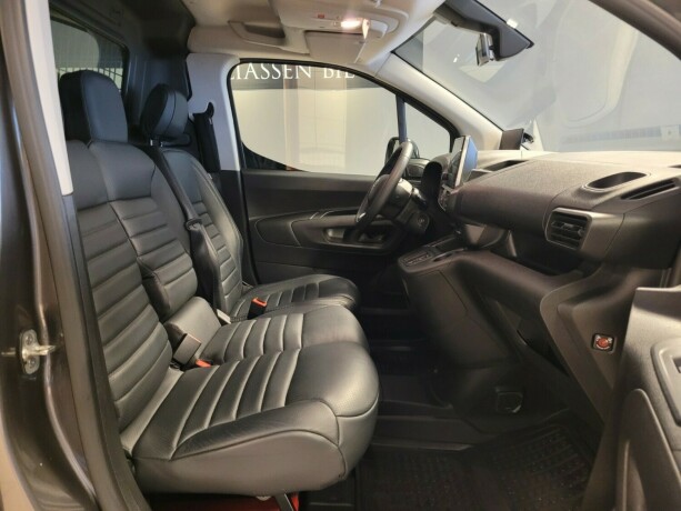toyota-proace-city-elektrisitet-2022-big-13