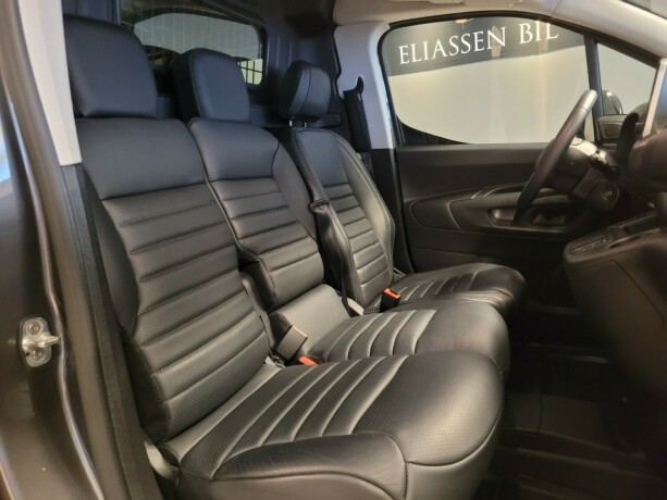 toyota-proace-city-elektrisitet-2022-big-14