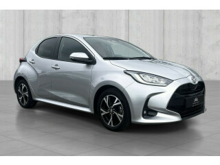 Toyota | Yaris | Elektrisitet+bensin | 2024