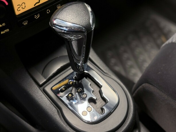 citroen-c4-bensin-2007-big-21