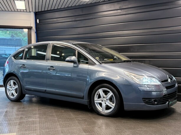 citroen-c4-bensin-2007-big-9