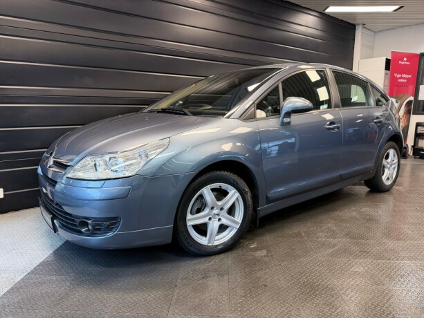 citroen-c4-bensin-2007-big-1