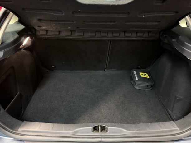 citroen-c4-bensin-2007-big-18
