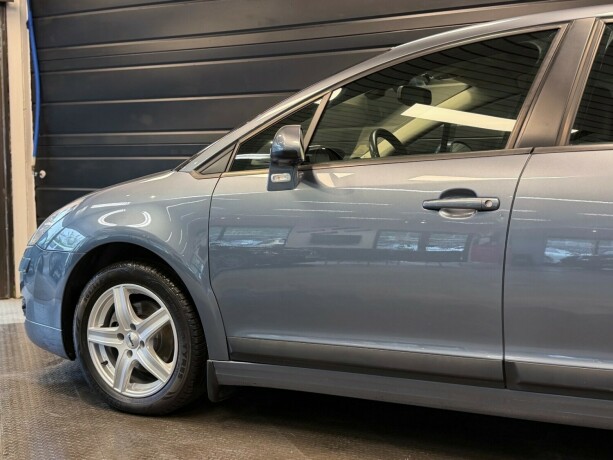 citroen-c4-bensin-2007-big-7