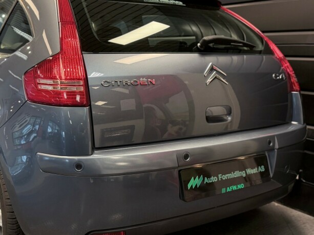citroen-c4-bensin-2007-big-6