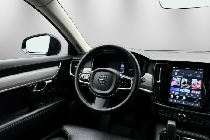 volvo-v90-elektrisitetbensin-2023-big-14