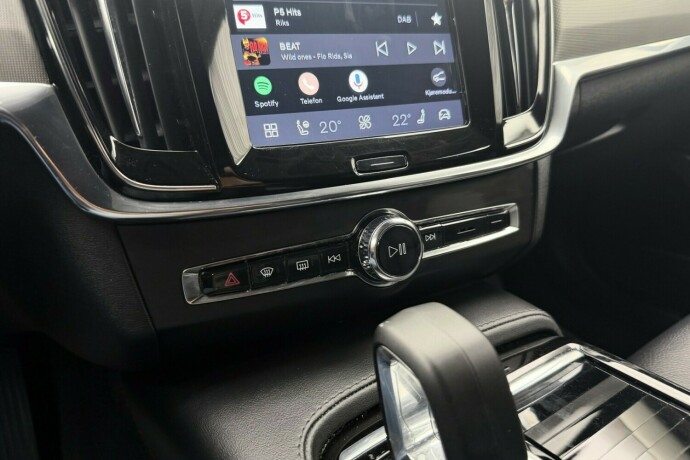 volvo-v90-elektrisitetbensin-2023-big-34