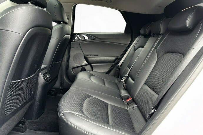 kia-xceed-diesel-2020-big-27