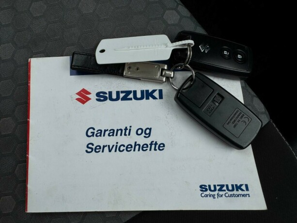 suzuki-sx4-bensin-2015-big-17