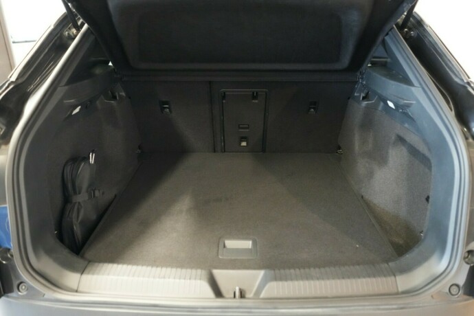 volkswagen-id4-gtx-elektrisitet-2022-big-25