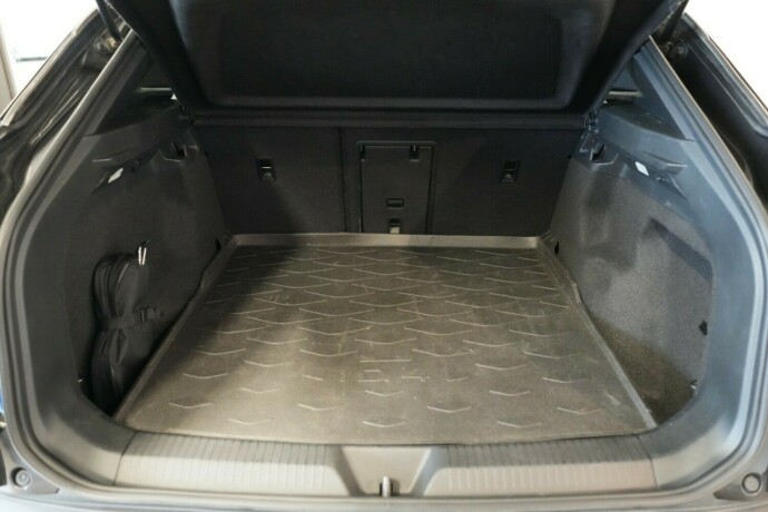 volkswagen-id4-gtx-elektrisitet-2022-big-24