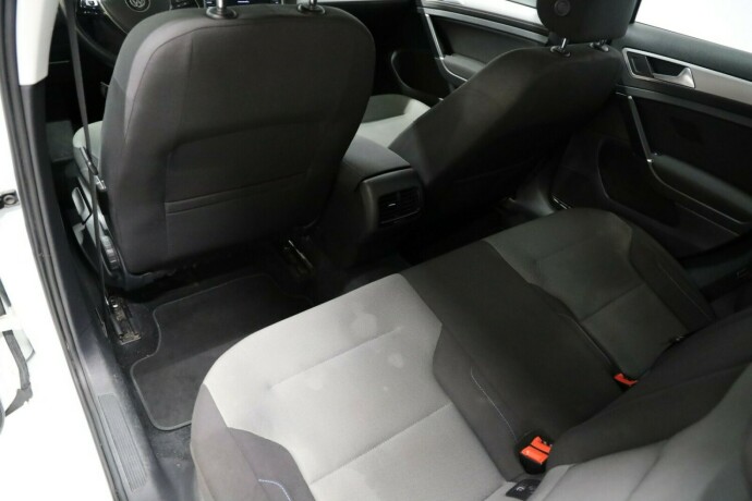 volkswagen-golf-elektrisitet-2014-big-10