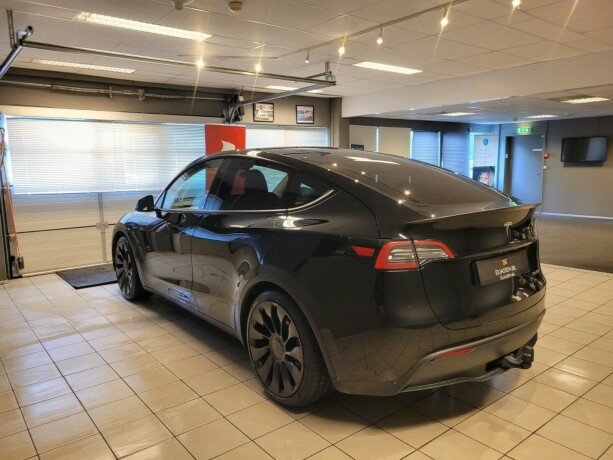 tesla-model-y-elektrisitet-2022-big-6