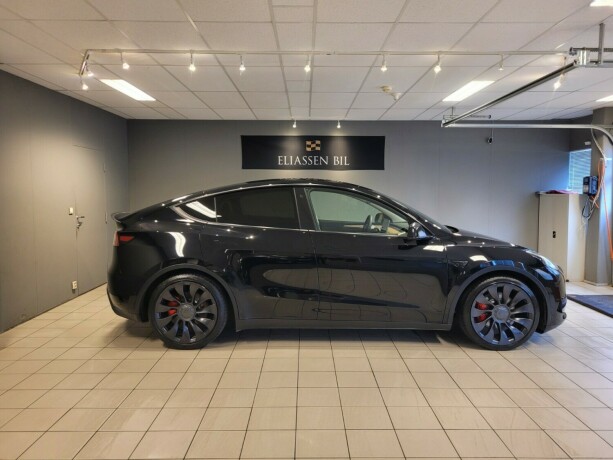 tesla-model-y-elektrisitet-2022-big-3