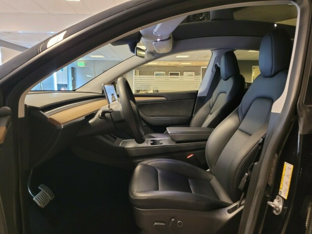 tesla-model-y-elektrisitet-2022-big-17