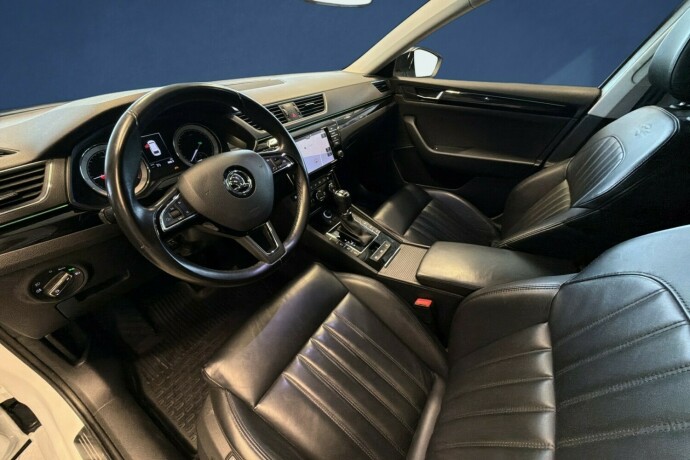 skoda-superb-diesel-2016-big-9