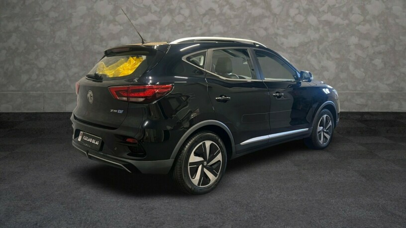 mg-zs-ev-elektrisitet-2022-big-2