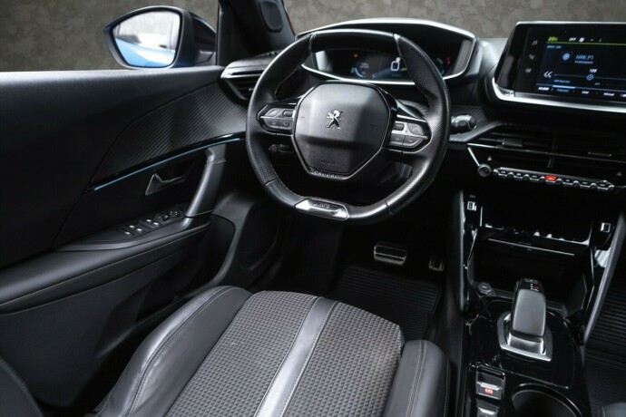 peugeot-e-2008-elektrisitet-2021-big-22
