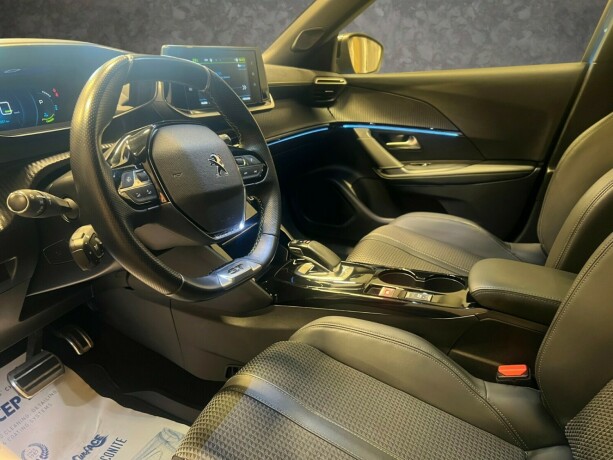 peugeot-e-2008-elektrisitet-2021-big-5