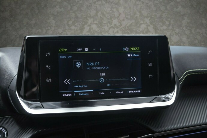 peugeot-e-2008-elektrisitet-2021-big-14