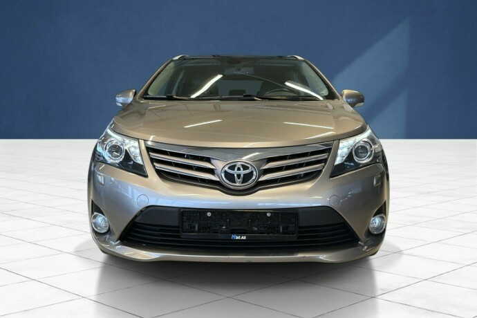 toyota-avensis-bensin-2015-big-7