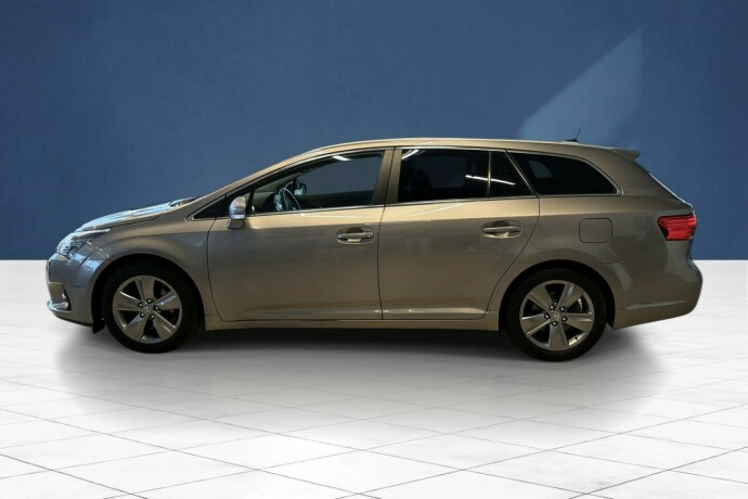 toyota-avensis-bensin-2015-big-5