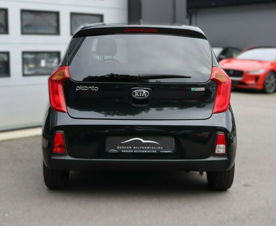kia-picanto-bensin-2017-big-5