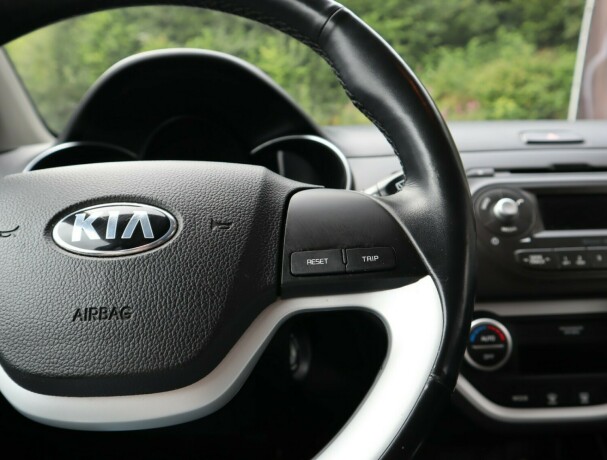 kia-picanto-bensin-2017-big-12