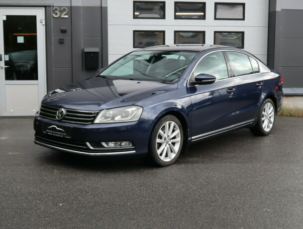 volkswagen-passat-diesel-2011-big-0
