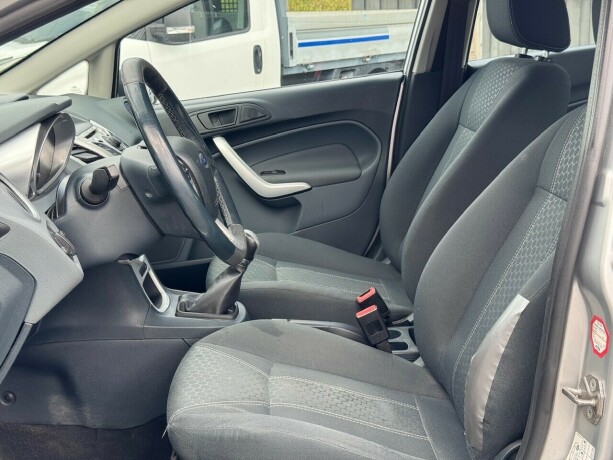 ford-fiesta-diesel-2010-big-8