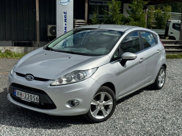 ford-fiesta-diesel-2010-big-0